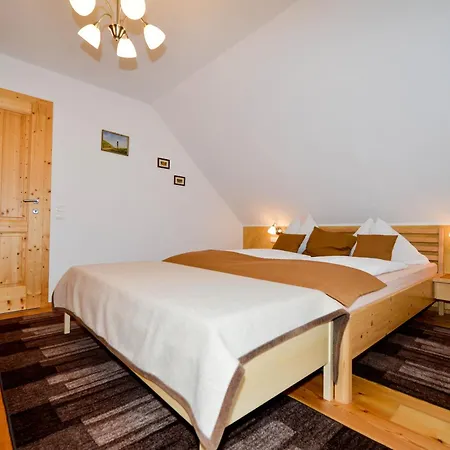 Bauernhof Unterkrug Appartement Zedlitzdorf
